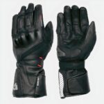 2 gants de moto noirs