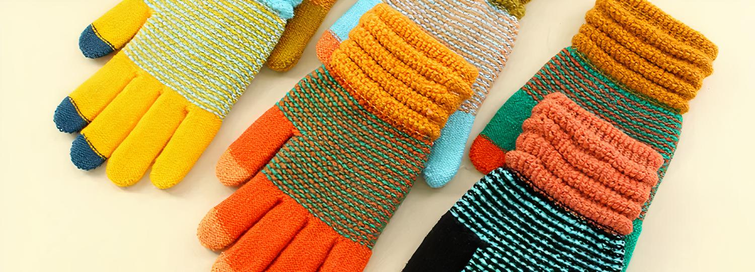 gant-pour-femme-tricolore-pour-ecran-tactile-9-image-2.jpg