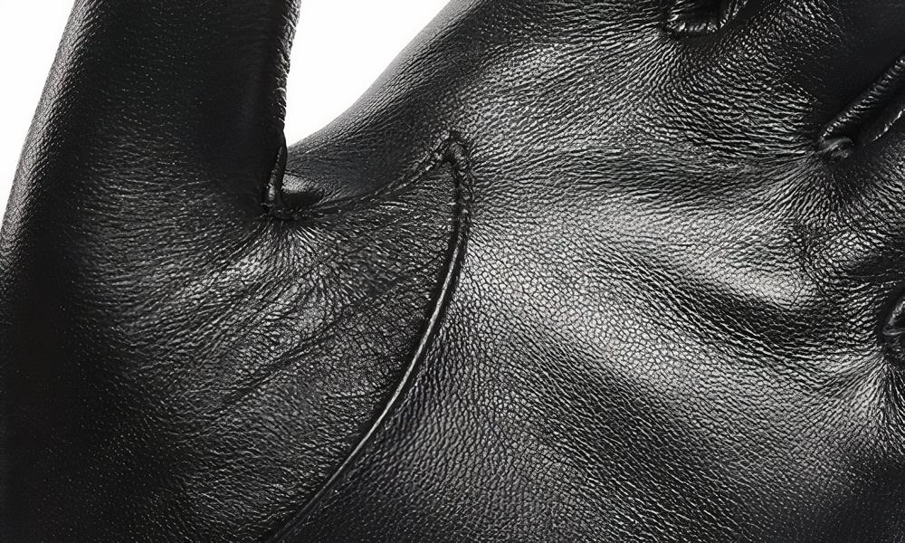 gants-noirs-en-cuir-pour-homme-2-image-3.jpg