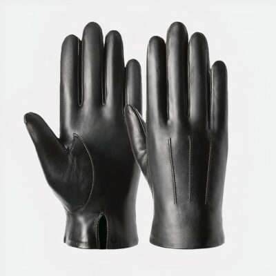 Gants noirs en cuir pour homme sur fond blanc.