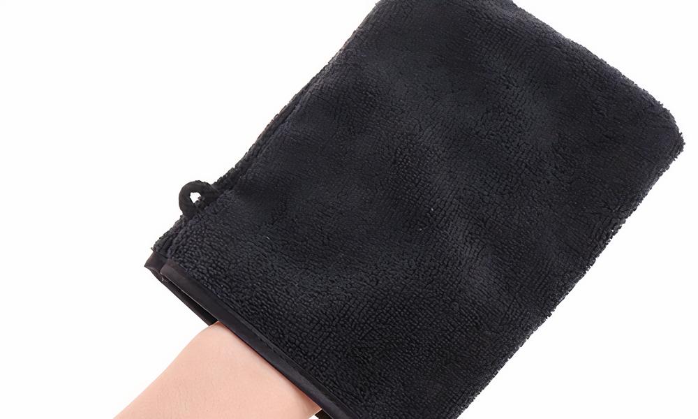 grand-gant-demaquillant-en-microfibre-image-1.jpeg