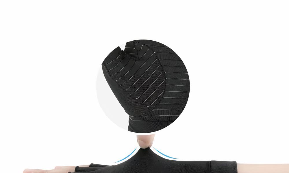gant-de-compression-en-fibre-de-cuivre-image-3.jpeg