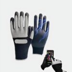 2 gants gris et noirs, un tourné vers l'intérieur l'autre de l'extérieur. Photo d'un gant où l'indexe touche un écran de téléphone. 2 rectangles bleus, un en haut et une en bas