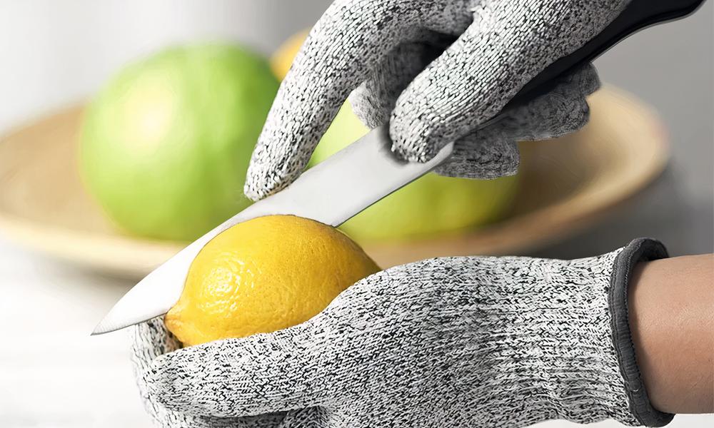 gants-anti-coupure-de-cuisine-tactiles-4-image-3.jpg