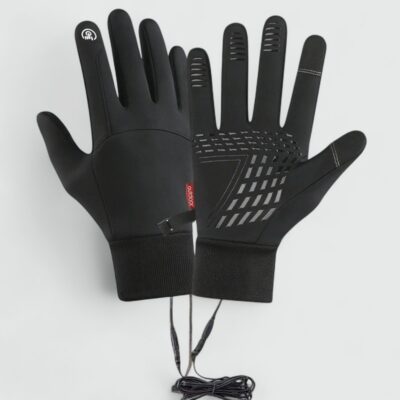 Gants chauffants électriques pour homme alimentés par un câble USB , avec design sur les paumes des mains et sur fond uni gris.